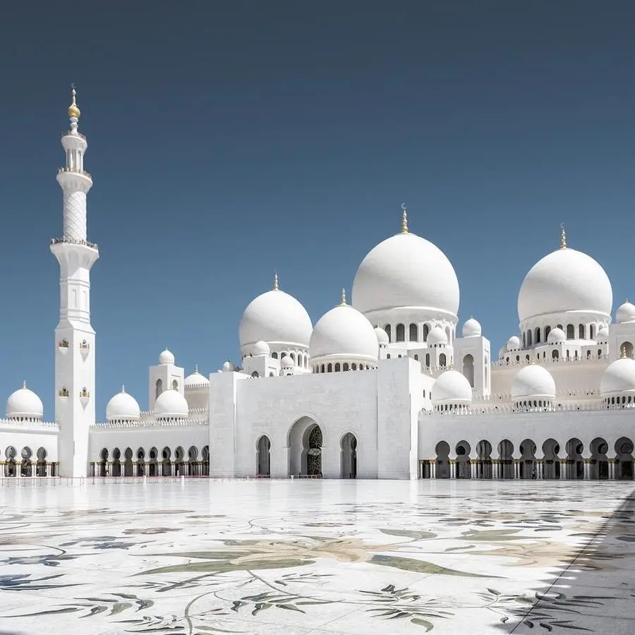 Grand Mosque Abu Dhabi Tour